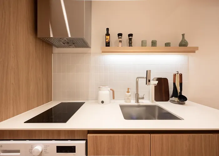 5 Minutes From Station, Free Luggage Storage, Private Sauna, Private For 4 People, Couples And Friends Busan