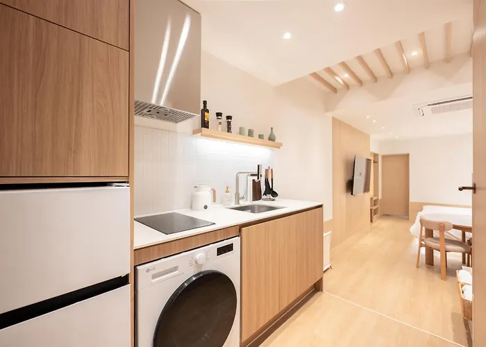 Appartement 5 Minutes From Station, Free Luggage Storage, Private Sauna, Private For 4 People, Couples And Friends *