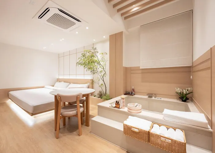 5 Minutes From Station, Free Luggage Storage, Private Sauna, Private For 4 People, Couples And Friends Busan