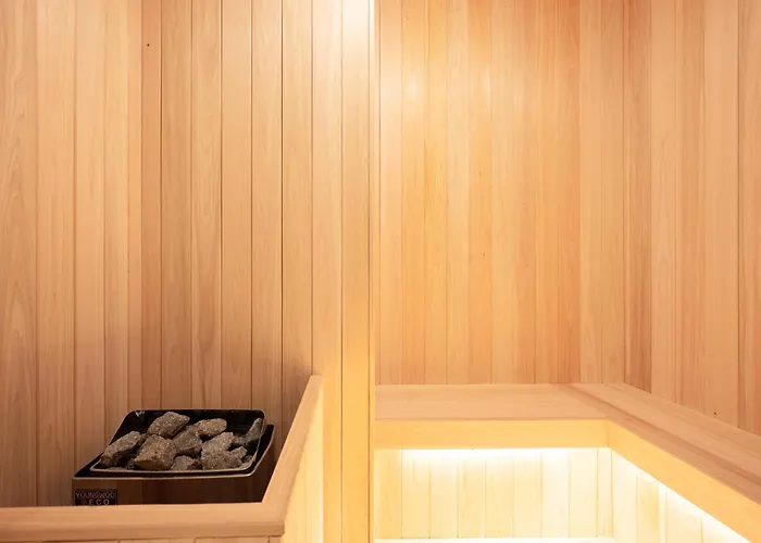 5 Minutes From Station, Free Luggage Storage, Private Sauna, Private For 4 People, Couples And Friends Busan