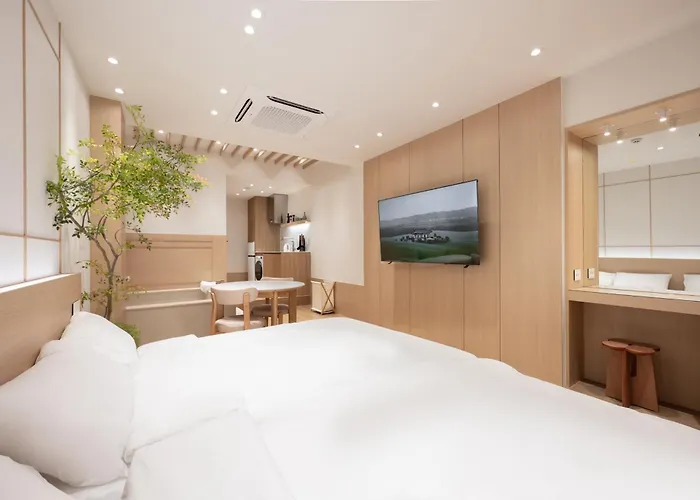 5 Minutes From Station, Free Luggage Storage, Private Sauna, Private For 4 People, Couples And Friends