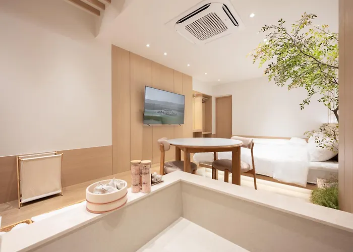 5 Minutes From Station, Free Luggage Storage, Private Sauna, Private For 4 People, Couples And Friends Busan
