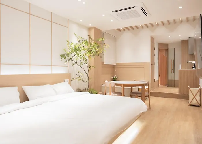 Appartement 5 Minutes From Station, Free Luggage Storage, Private Sauna, Private For 4 People, Couples And Friends *