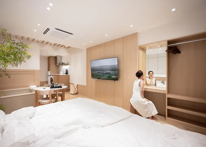 5 Minutes From Station, Free Luggage Storage, Private Sauna, Private For 4 People, Couples And Friends * Busan