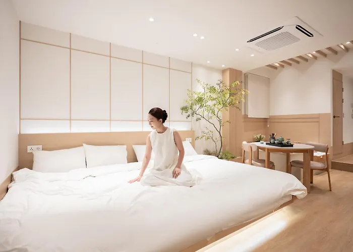 5 Minutes From Station, Free Luggage Storage, Private Sauna, Private For 4 People, Couples And Friends